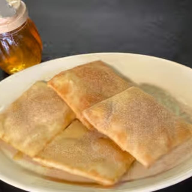 Sopapillas.