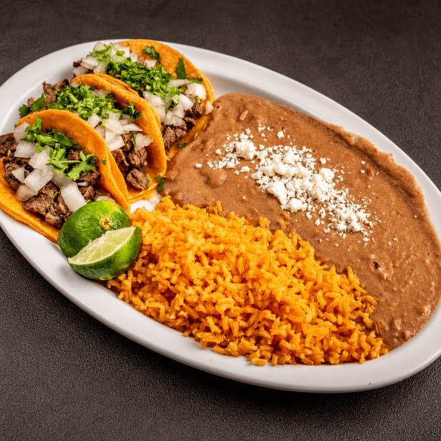 Tres Tacos Meal.